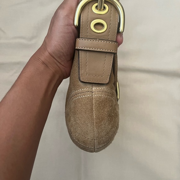 Vintage Coach Soho Suede Bag - Picture 4 of 14